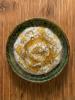 Yogur griego con miel y semillas de chia