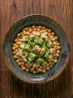 Bowl de garbanzos, pollo y tahini