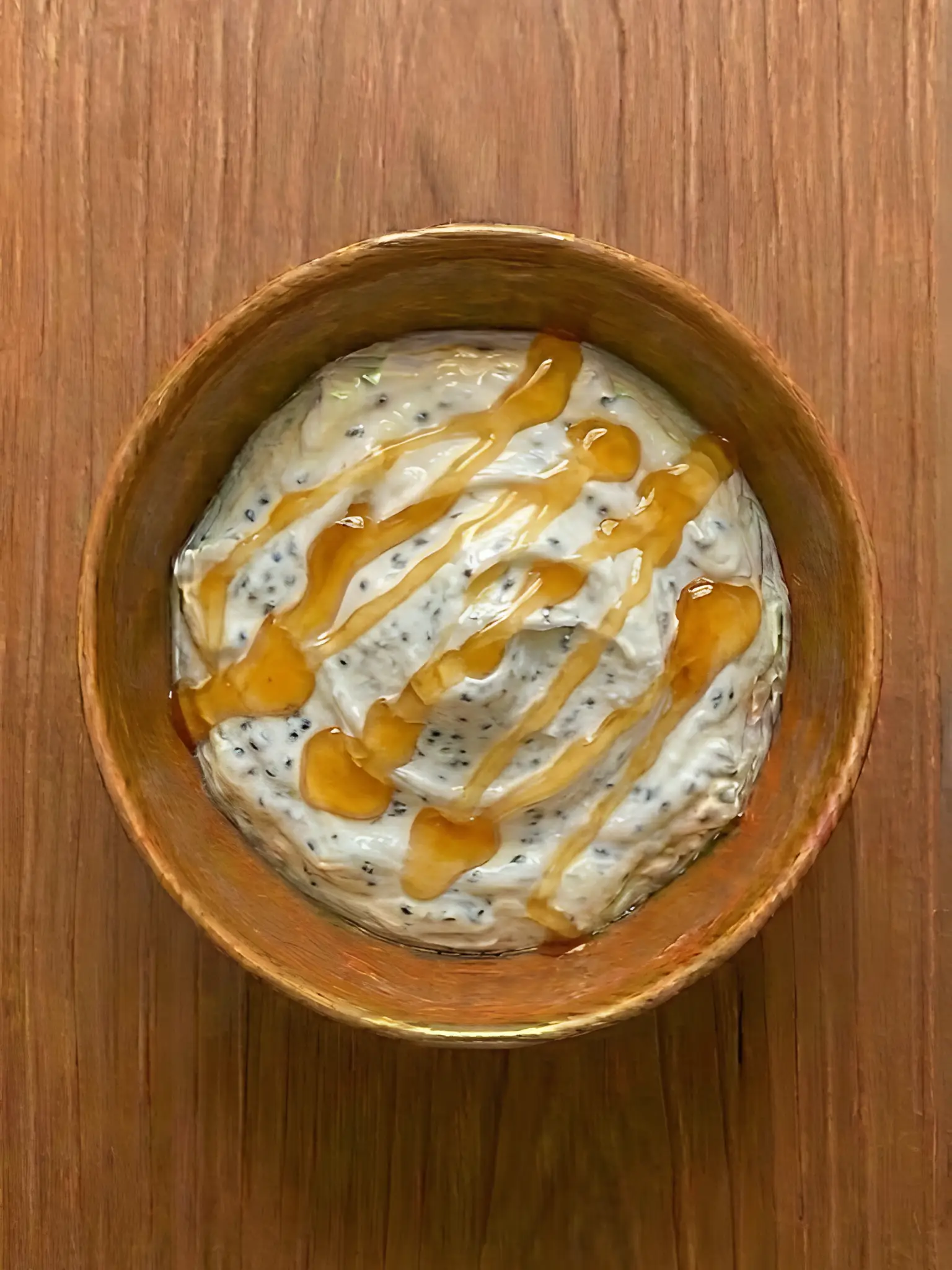 Yogur natural con miel y semillas de chia