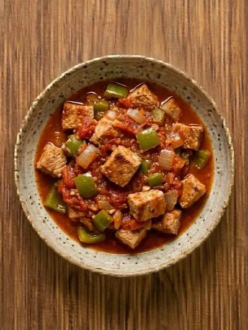 Magro de Cerdo con Tomate